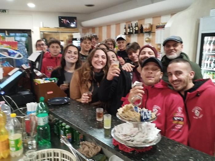 Lotteria Italia, a Calvi dell'Umbria brindisi ed euforia per la vincita da 20 mila euro al bar Pandolfi