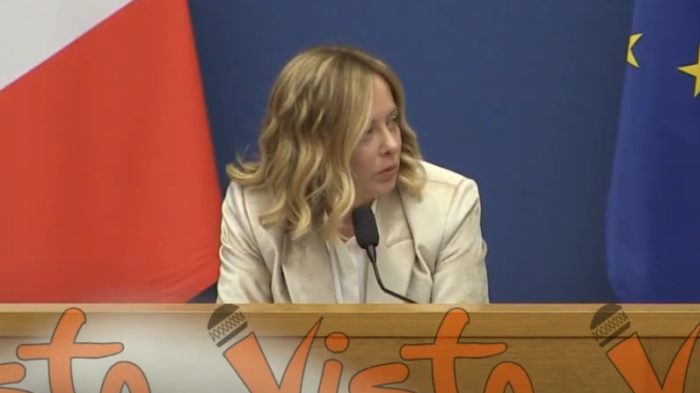 Giorgia Meloni risponde alla domanda del direttore del Corriere dell'Umbria e Gruppo Corriere Sergio Casagrande