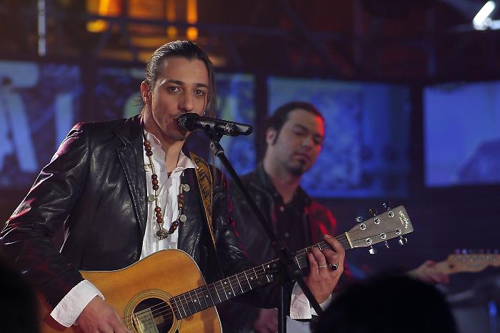 Mateo Amantia, chi è il cantante a Ora o mai più: il boom con Cleptomania degli Sugarfee, Sanremo e la ricerca di riscatto