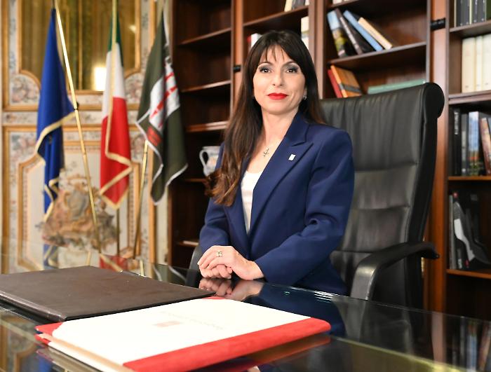 Bilanci sanità 2024, la presidente dell'Umbria Stefania Proietti convoca i vertici delle aziende e punge il centrodestra