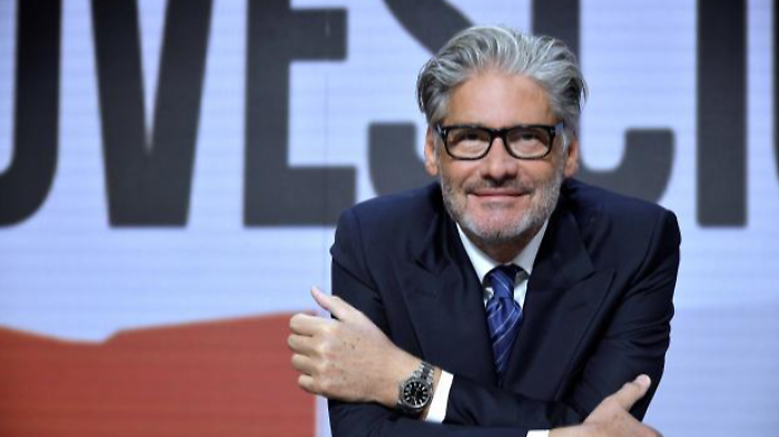 Dritto e Rovescio, anticipazioni della puntata di stasera 18 dicembre: ospite in studio il ministro degli Esteri Antonio Tajani