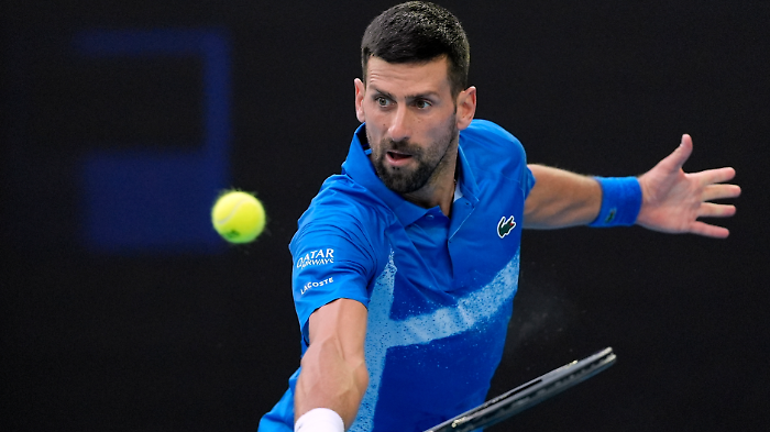 Djokovic infastidito, rinuncia all'intervista post-partita agli Australian Open: ecco quello che è successo