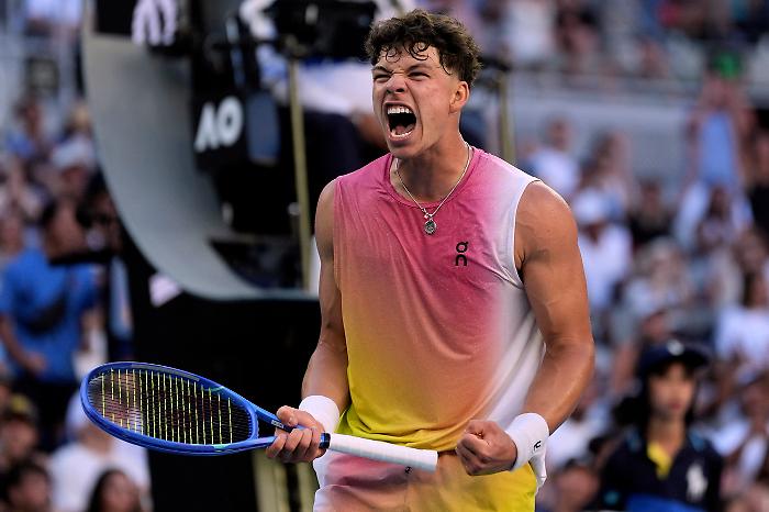 Ben Shelton, chi è l'avversario di Sonego ai quarti degli Australian Open: ranking, soprannome e tutti i titoli Atp