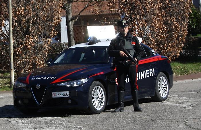 Orvieto, guida ubriaco e danneggia auto nel parcheggio: aveva il tasso alcolico oltre 3 volte sopra il limite