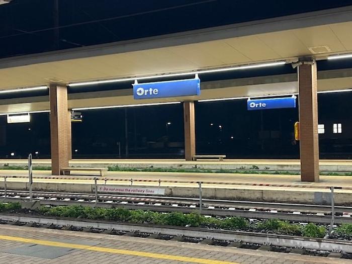treno pendolari orte umbria