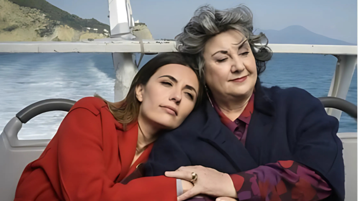 Marisa Laurito ospite dalla Balivo a La Volta Buona su Rai 1, per raccontare delle curiosità su Zia Rosa in Mina Settembre