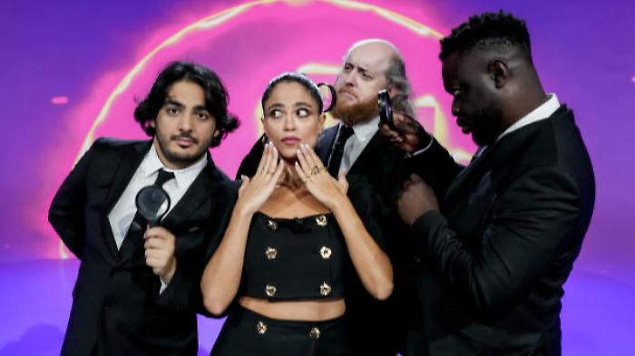 Le iene stasera in tv martedì 28 gennaio su Italia 1:  anticipazioni del programma condotto da Veronica Gentili e Max Angioni