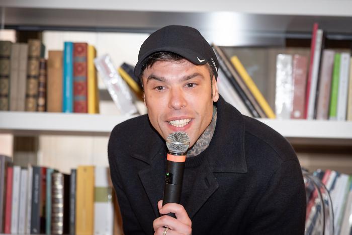 Fedez rompe il silenzio e risponde a Fabrizio Corona: cosa ha detto e la sua verità sui tradimenti con Angelica Montini