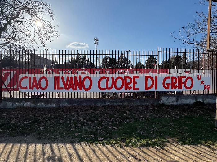 Addio a Ilvano Ercoli, il segretario. Al funerale tanti ex biancorossi, tifosi e tutta la grande famiglia del Grifo