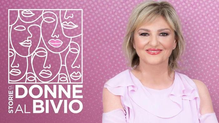 Storie di donne al bivio stasera in tv mercoledì 2 aprile su Rai 2: tutte le ospiti di Monica Setta