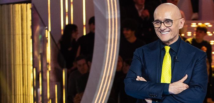 Grande Fratello stasera in tv giovedì 6 febbraio su Canale 5: le anticipazioni della puntata tra sorprese e confronti