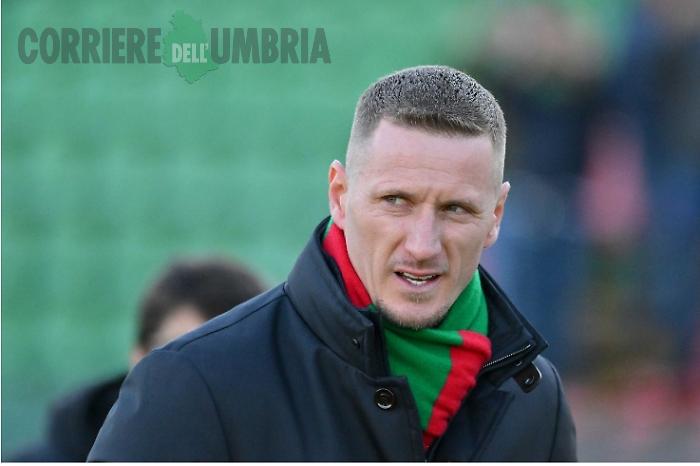 Ternana, un altro colpo di scena: D'Alessandro ci ripensa, Abate resta
