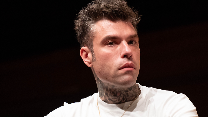 Fedez e Marco Masini commentano i rumors sulla loro cover di Bella Stronza  a Sanremo: "non sarà nulla di ciò che sto leggendo sui media"