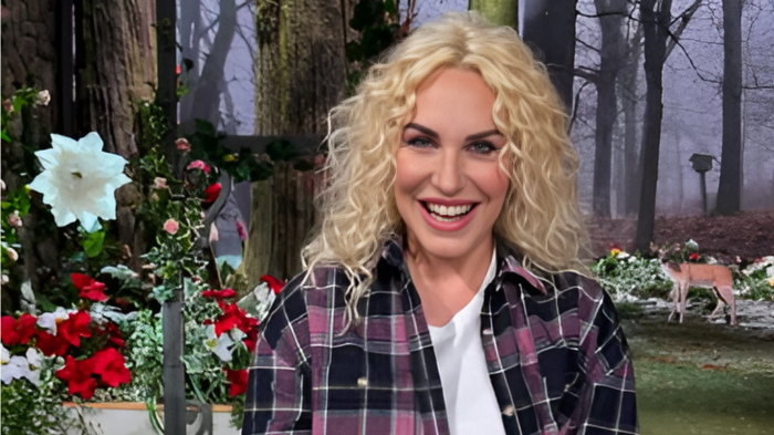 E' sempre mezzogiorno oggi in tv lunedì 10 febbraio su Rai 1: Antonella Clerici aprirà le porte della sua cucina al Festival di Sanremo 2025