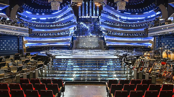 Sanremo 2025, ecco perché inizia di martedì: tutti i motivi 
