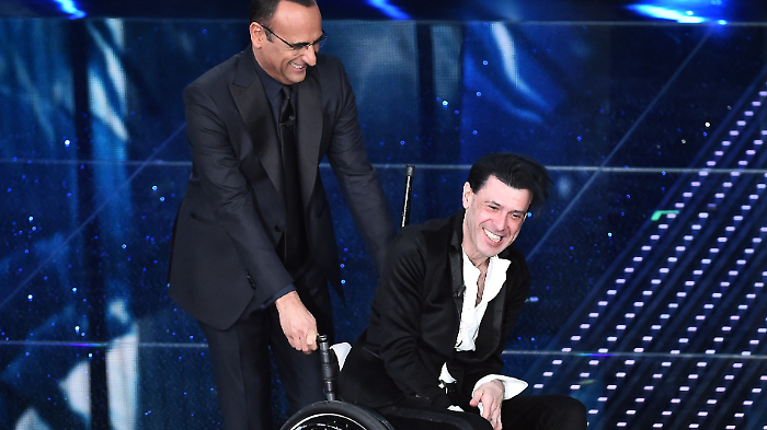 Carlo Conti apre il Festival di Sanremo 2025, martedì 11 febbraio su Rai 1, con il ricordo del maestro Ezio Bosso