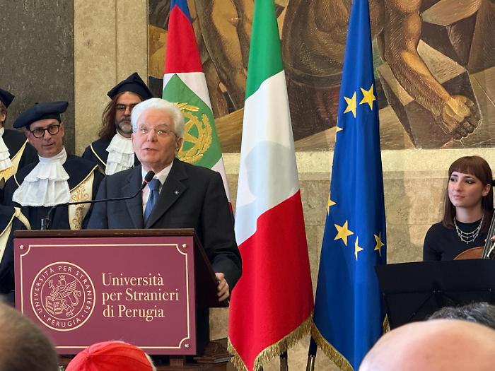 Sergio Mattarella celebra i 100 anni dell'Università per Stranieri di Perugia: il discorso del presidente della Repubblica