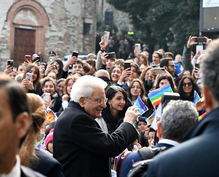 L'operazione Mattarella: Quirinale-Perugia e ritorno in 3 ore e 35 minuti per i 100 anni dell'Università per Stranieri