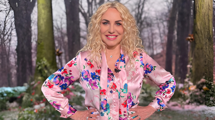 E' sempre mezzogiorno oggi in tv giovedì 13 febbraio su Rai 1: Antonella Clerici torna dal Festival di Sanremo 2025 e racconta la serata