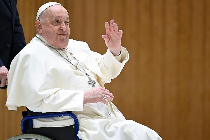 Papa Francesco "ha passato una notte tranquilla". Gli ultimi aggiornamenti sulle condizioni del Pontefice ricoverato al Gemelli