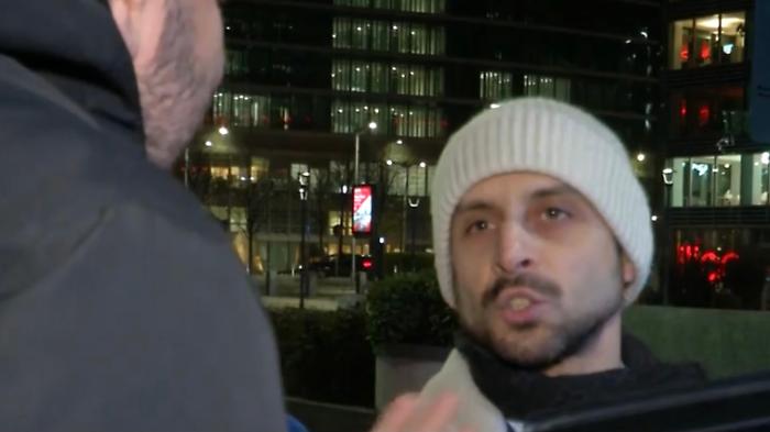 Nuovo capitolo dello scontro tra Giacomo Freddi e Fuori dal coro: il guru scappa ancora, "non mi presto più a questo circo mediatico"