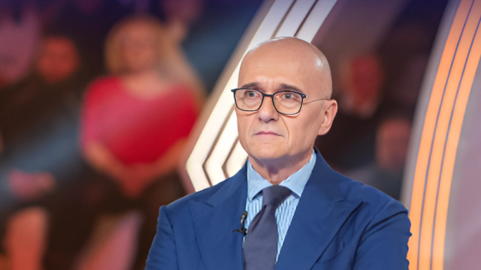 Grande Fratello stasera in tv lunedì 24 febbraio su Canale 5: ecco le anticipazioni della puntata tra emozioni e scontri 