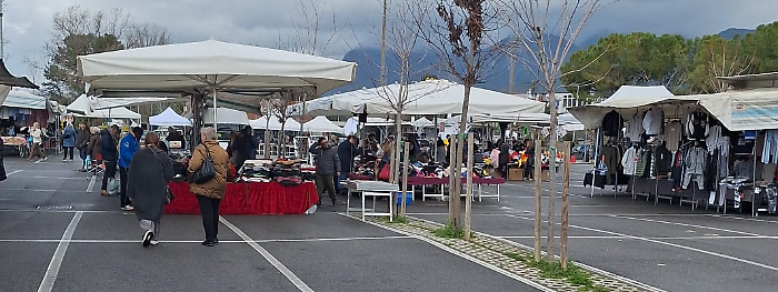 mercatino ambulanti terni cuppini