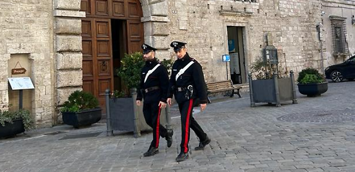 carabinieri furti minorenni narni