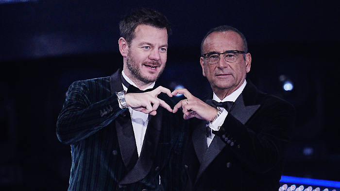 Sanremo 2026, chi condurrà il prossimo festival: cosa aspettarci dalla 76esima edizione della kermesse secondo i bookmaker