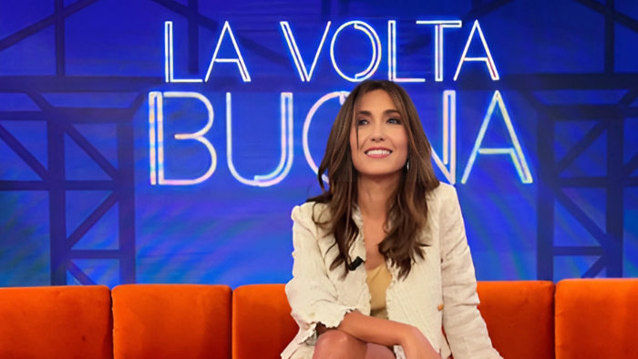  La Volta Buona stasera in tv venerdì 28 febbraio su Rai 1: Caterina Balivo ospiterà l'attore Massimo Ghini e i Twin Violins, il duo che ha incantato Sanremo