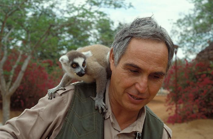 Chi era Fulco Pratesi, padre fondatore del Wwf Italia: dall'incontro folgorante con un'orsa a quando vendette il fucile per una macchina fotografica