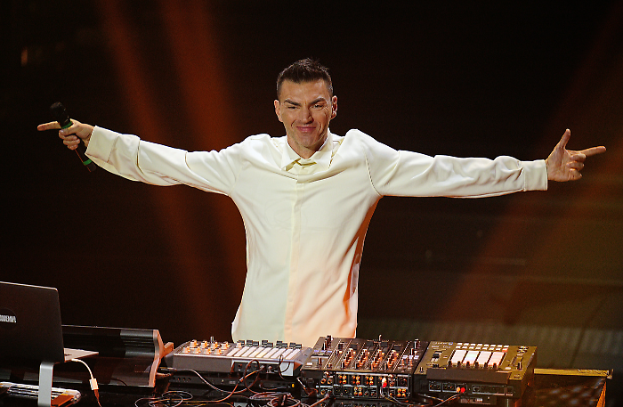 Gabry Ponte, chi è l'artista del brano Tutta l'Italia: il successo con gli Eiffel 65, l'operazione al cuore e la figlia