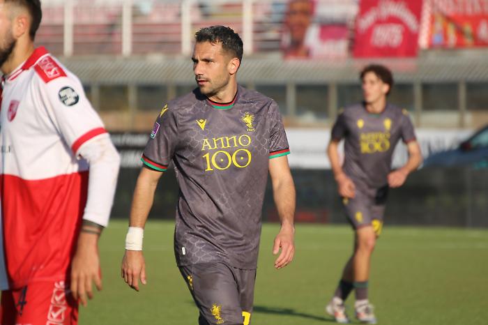 Curcio firma il blitz della Ternana a Rimini (0-1): l'Entella resta a -4