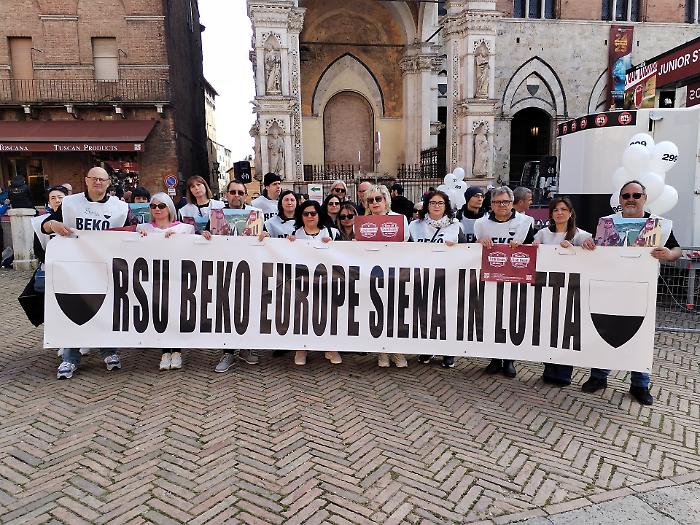 lavoratori Beko alle Strade Bianche