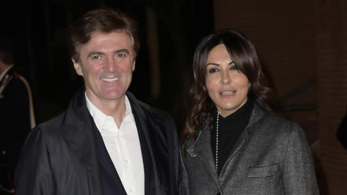 Sabrina Ferilli a Splendida cornice, chi è il marito super manager Flavio Cattaneo: il primo incontro e il matrimonio segreto scoperto anni dopo