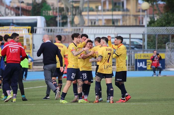 Impresa Gubbio a Rimini (0-1): ora i rossoblù sono in zona play off