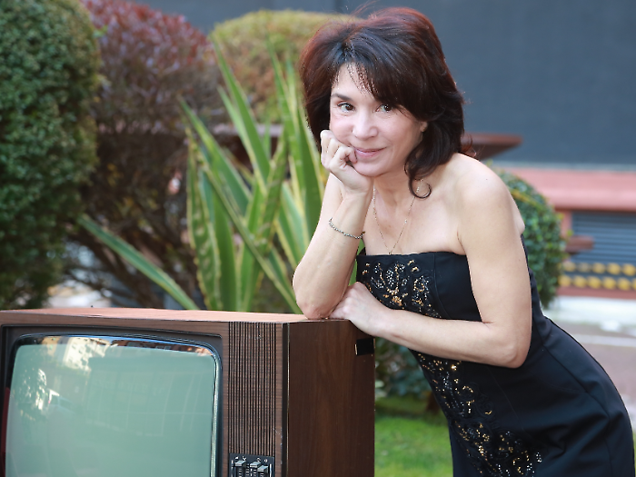 Nathalie Guetta, chi è la concorrente di Pechino Express: il rapporto con il fratello David, il successo con Don Matteo, l'ex marito 