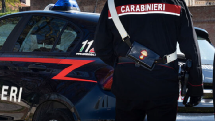 Donna aggredita e legata in casa per derubarla: drammatico caso a Palazzo del Pero