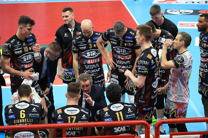 La Sir vola in semifinale scudetto, Modena battuta anche in gara 3