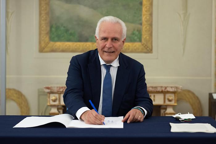 Il presidente della Toscana Eugenio Giani al Corriere: "Per completare la E78 occorrono soldi, fondi dirottati sul Ponte di Messina?"