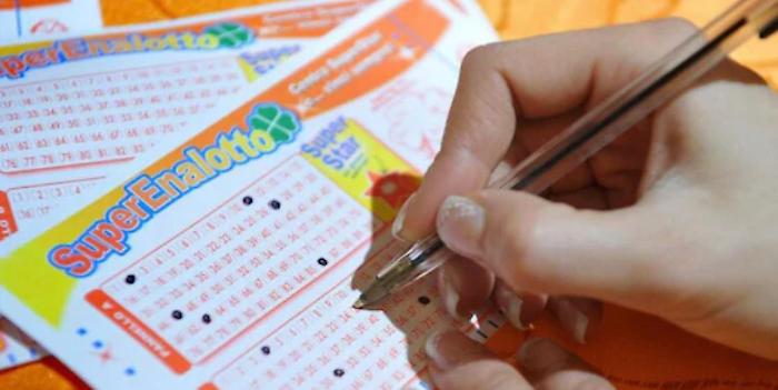 Superenalotto, riscosso il jackpot da 88 milioni di euro: ecco quando avrà in tasca la cifra il fortunato vincitore 