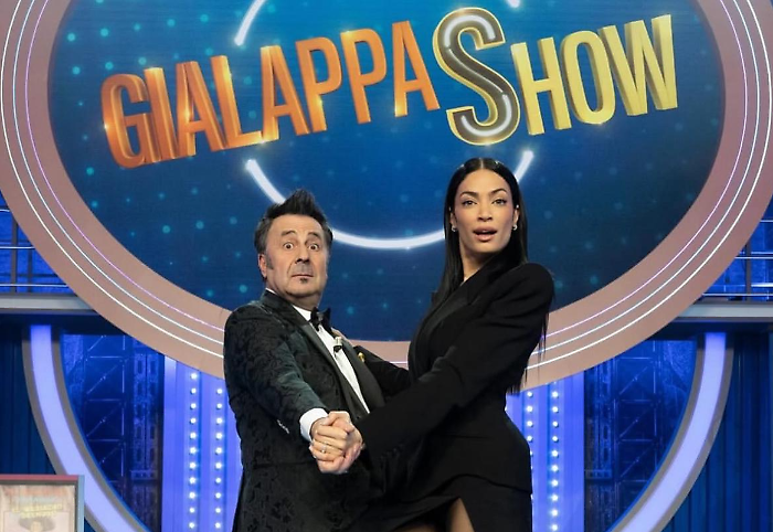 Gialappa Show, la nuova stagione stasera in tv lunedì 31 marzo su Tv8: Elodie co-conduttrice, il cast e i nuovi personaggi
