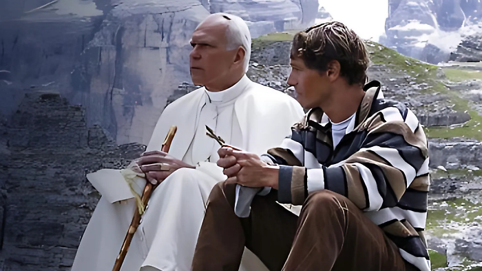 Aleksey Guskov, chi è l'attore che interpreta Papa Giovanni Paolo II, nel film Non avere paura - Un'amicizia con Papa Wojtyla, stasera in tv mercoledì 2 aprile su Rai 1