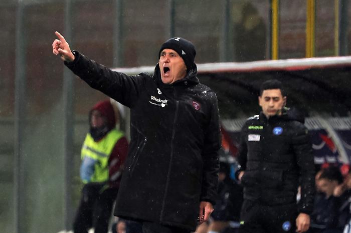 Grifo a caccia di punti playoff, Cangelosi: "Ad Arezzo un derby molto importante"