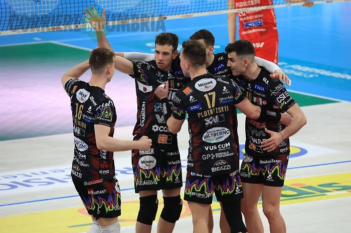 Super Sir contro la Lube: gara 1 di semifinale scudetto è presa (3-0)