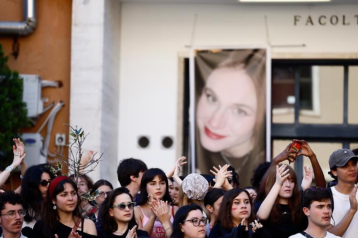 Fissati i funerali di Ilaria Sula a Terni: corteo funebre dall'abitazione della 22enne fino al cimitero