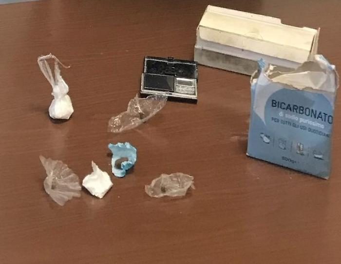 Amerino 48enne arrestato: girava con la cocaina, in casa altro stupefacente e materiale per il confezionamento delle dosi