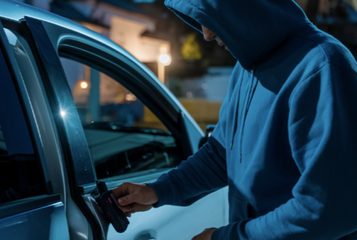 Furti nelle auto