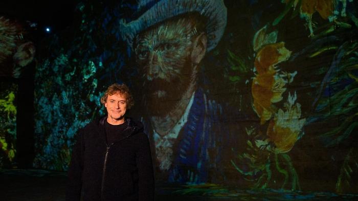 Alberto Angela torna con la nuova stagione di Ulisse stasera in tv su Rai 1. Puntata dedicata a van Gogh: le anticipazioni