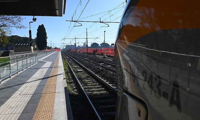 Per il Giubileo e Acutis santo ecco un treno in più per collegare Roma con Assisi: come e quando